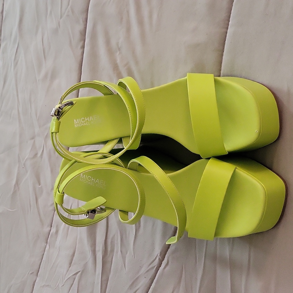 Mk green platform shoes